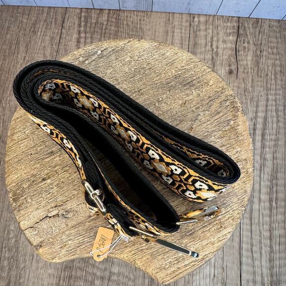 Tan Black Boho Purse Strap Crossbody Bag Neutral Guitar Strap NEW - Picture 4 of 5